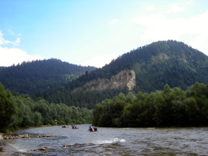 Rafting Dunajec River Gorge